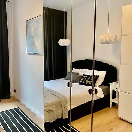 アパート Jan Iii Sobieski - Luksusowy L Z Darmowym Prywatnym Parkingiem グリヴィツェ